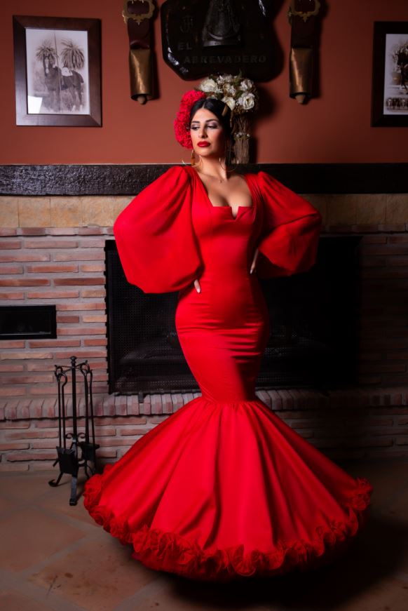 Coleccion-2024-10 Traje de flamenca Modelo Paola - Image 1