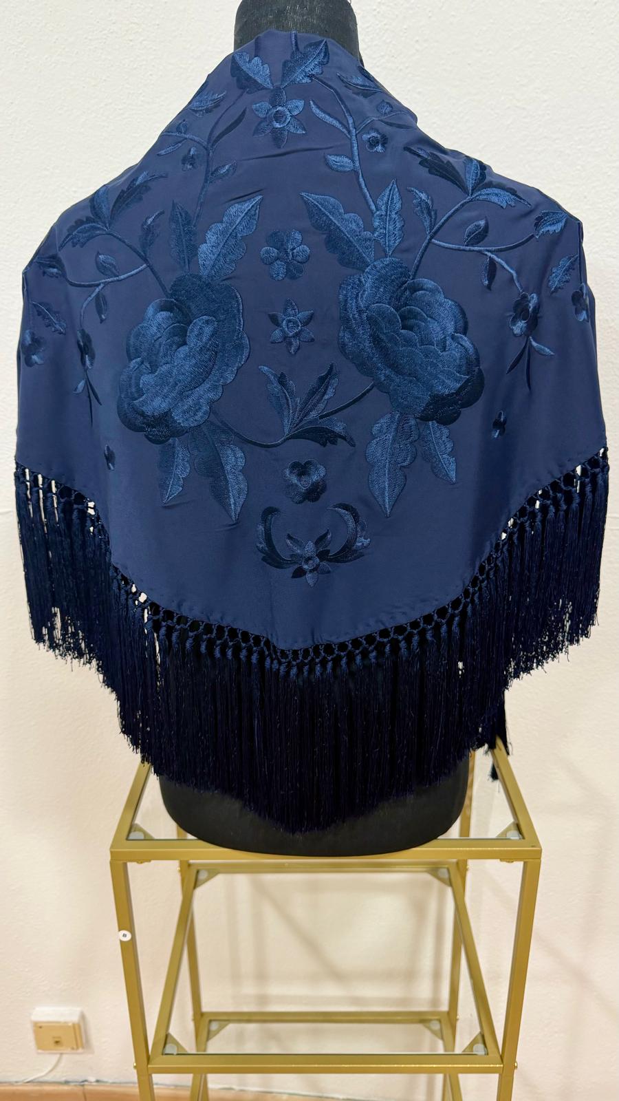 MANTON-AZUL-MARINO MANTON BORDADO AZUL MARINO - Image 1